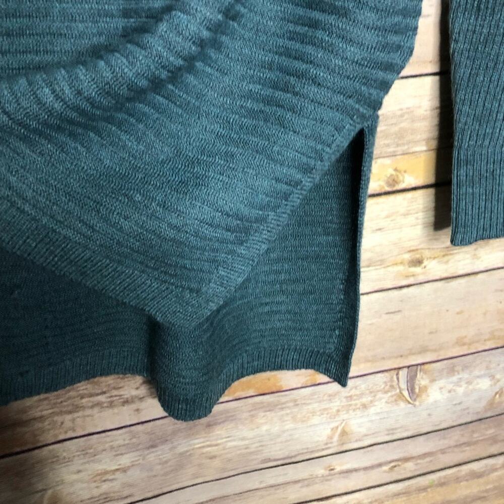 Tahari Wool Button Back Sweater - image 4